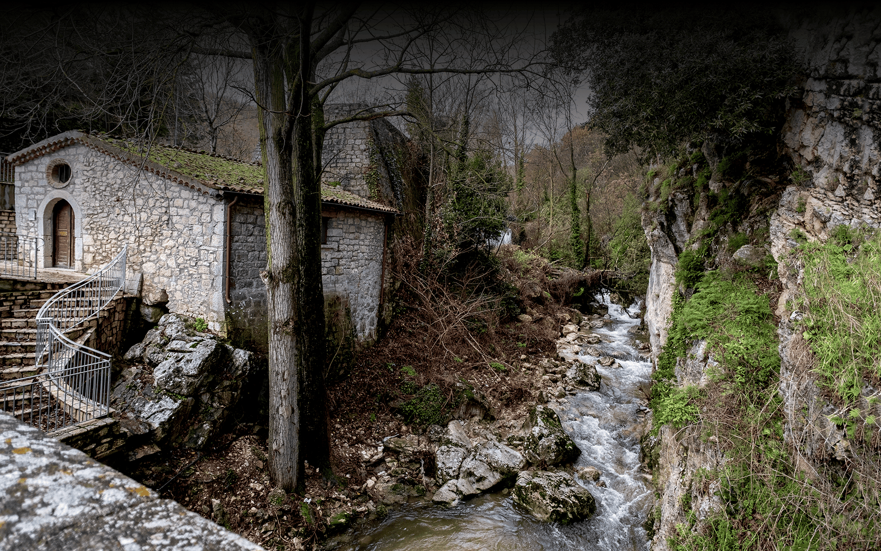 Un corso d'acqua naturale nel comune di Benevento